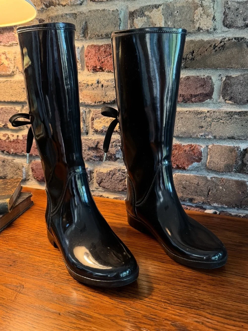 MICHAEL Michael Kors Black Patent Back-Lace Rain Boots • Glossy Black • Size 7